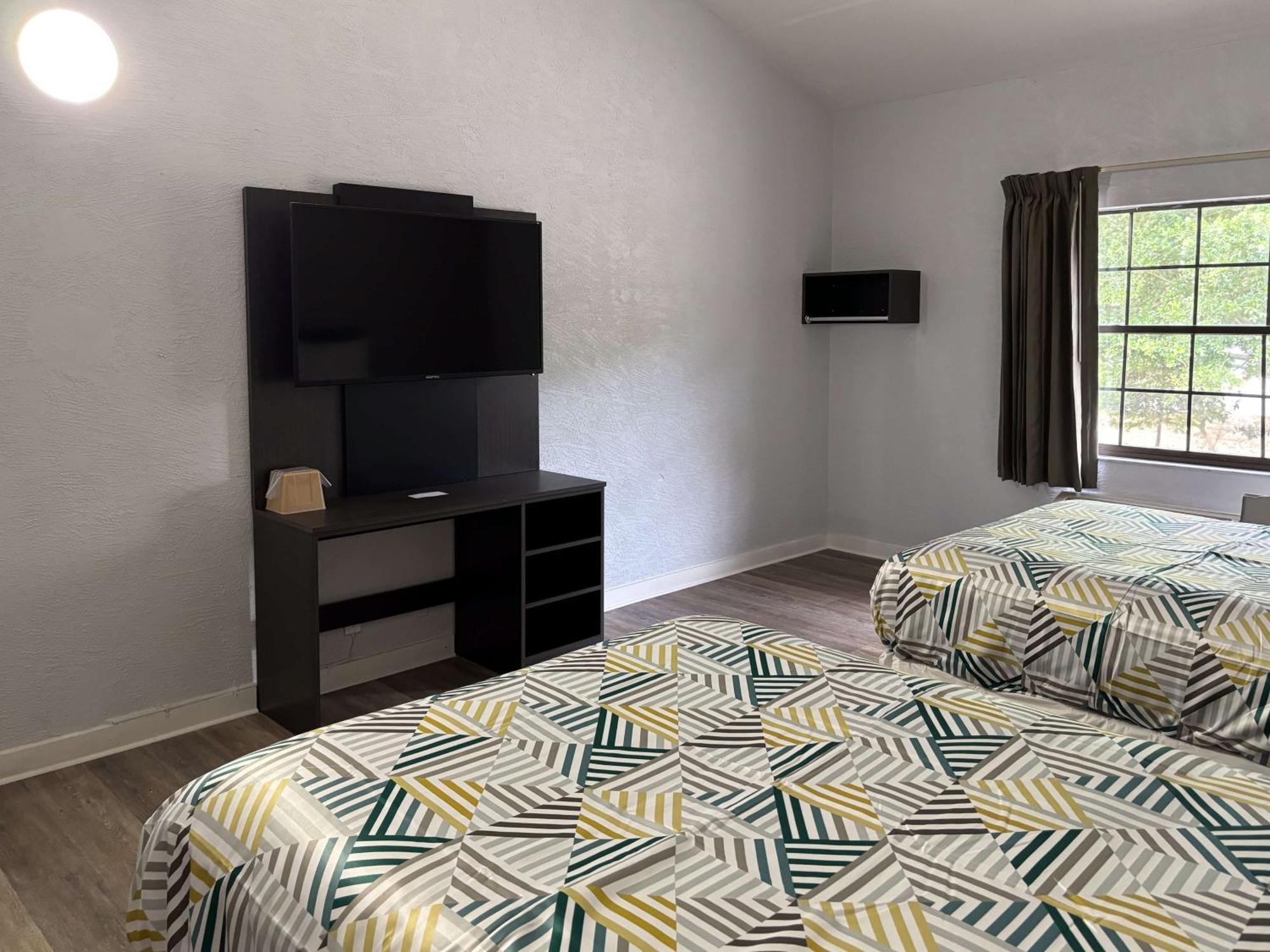 Motel 6 Tallahassee, Fl North Monroe Kültér fotó